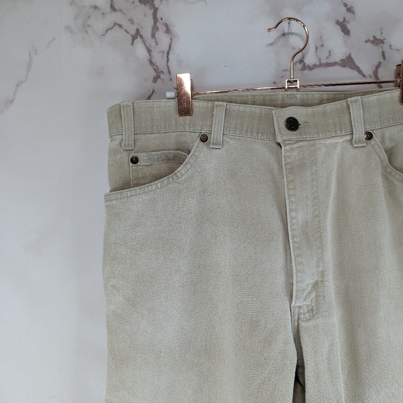 Vintage Levis Jeans Mens 32 X 28 Khaki Tan 90s Denim Relaxed Red Action Pant - Picture 2 of 11